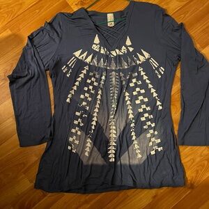 Wonens Arrowhead Tribal Print Long Sleeve Top